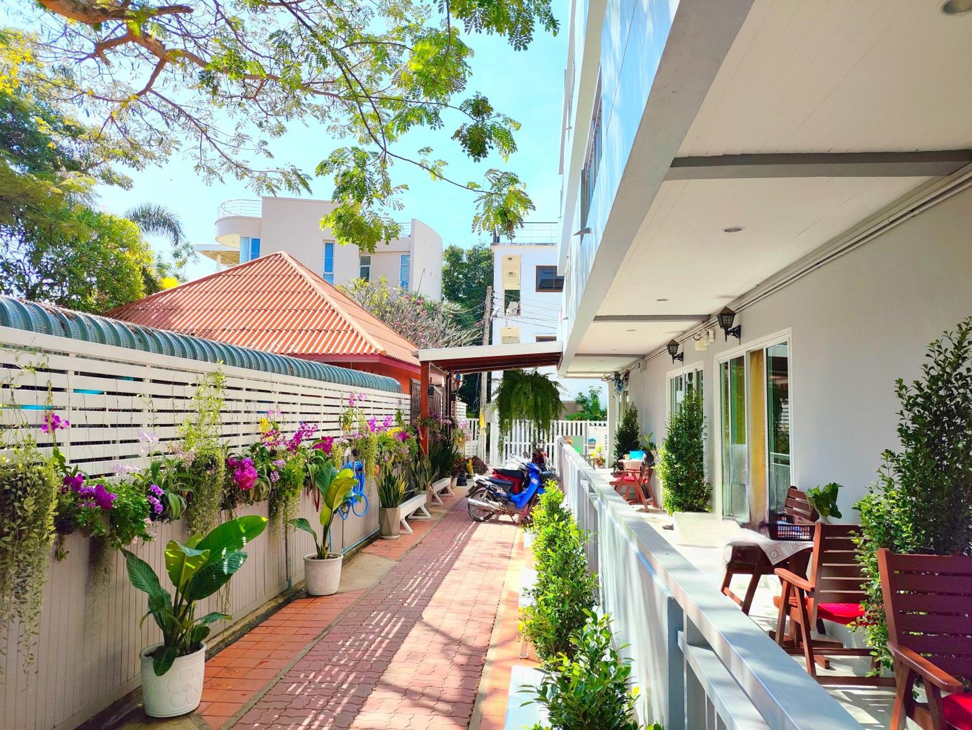 Hotel The Phen House HHQ Exterior foto